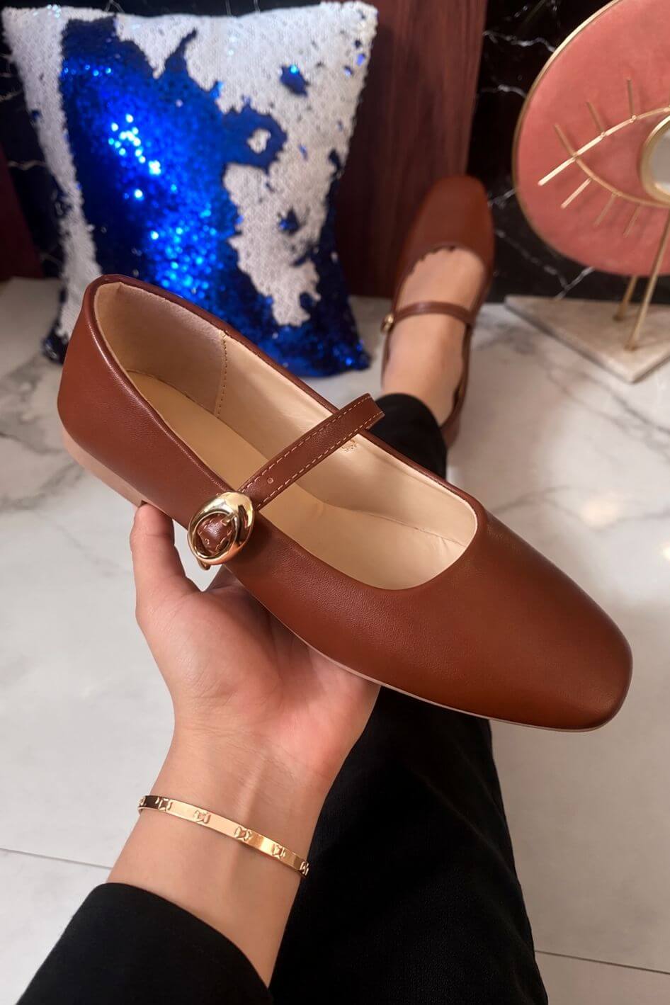 Flat de temporada by Moschi
