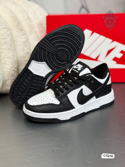 Dunk Clásico Negro/Blanco